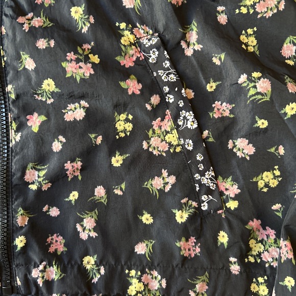 Aeropostale Long Sleeve Full Zip‎ Floral Crop Windbreaker Jacket Size S - Picture 2 of 5